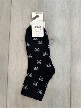 Aerie Bobby socks, one pair included, beautiful, black, and white bow design